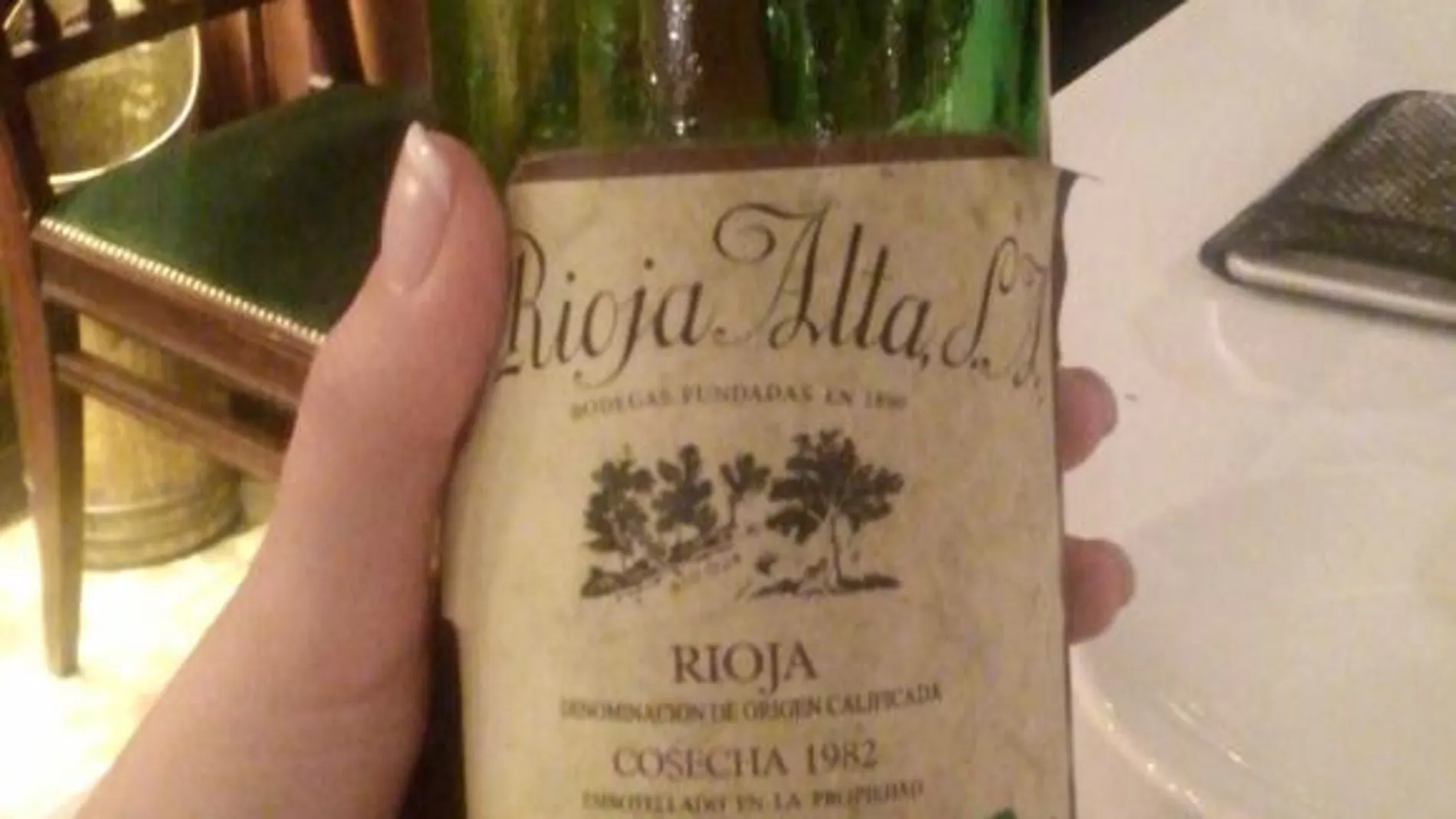 Catando un Rioja del 82 en un laboratorio gastronómico levantino