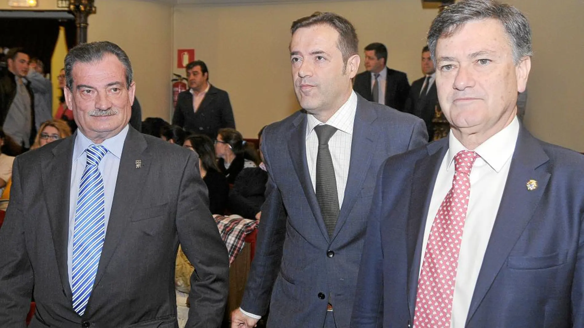 Pablo Martín, Javier Ramírez y Francisco Vázquez, en la apertura del IV Congreso Regional de Turismo y Gastronomía