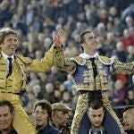 El Cordobés y El Fandi lograron la primera puerta grande de estas Fallas