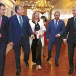 Pilar del Olmo junto a Antonio Silván, Juan Martínez Majo, Carlos Ronera y Joaquín Sánchez Torné