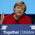 La Canciller alemana, Angela Merkel, durante su intervención en el Congreso del Partido Popular Europeo (PPE)