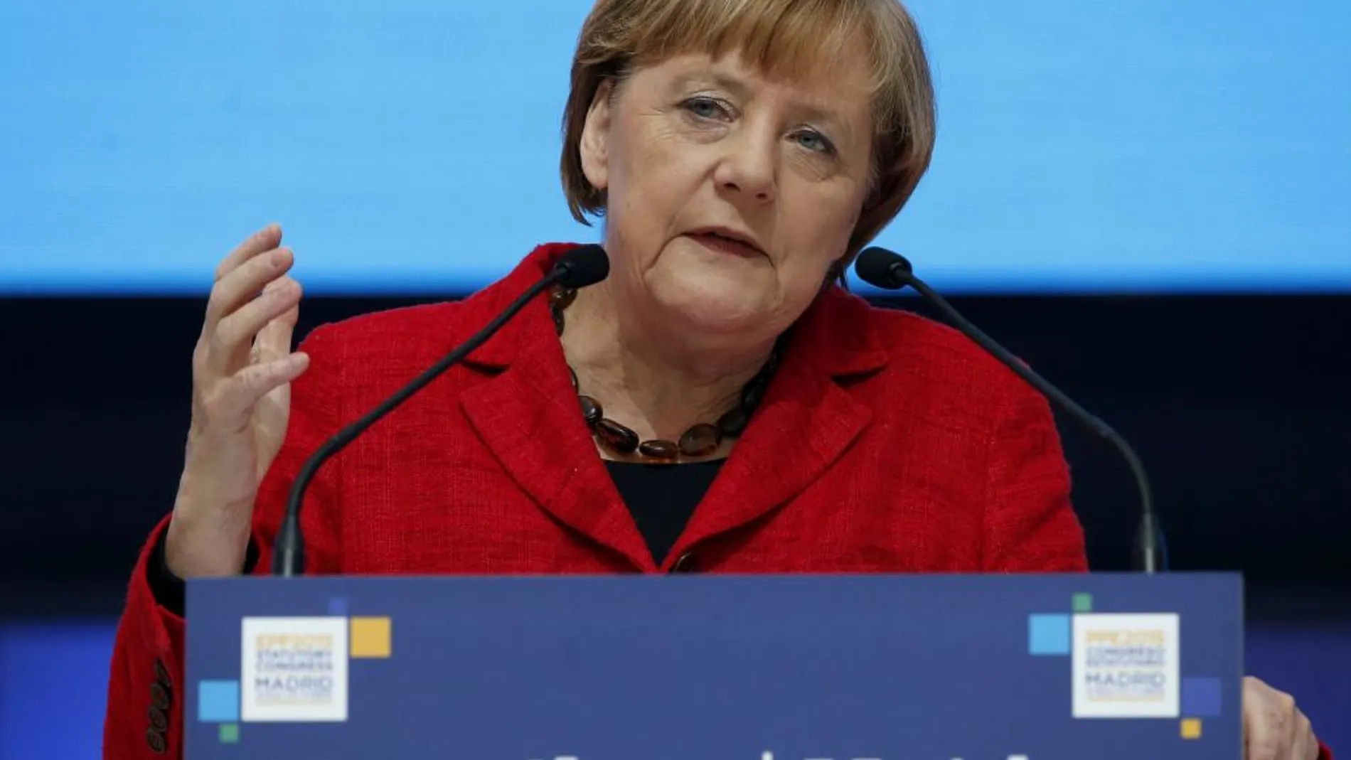 La Canciller alemana, Angela Merkel, durante su intervención en el Congreso del Partido Popular Europeo (PPE)