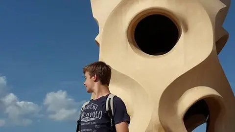 Léopold Hecht, en su imagen de perfil de Facebbok