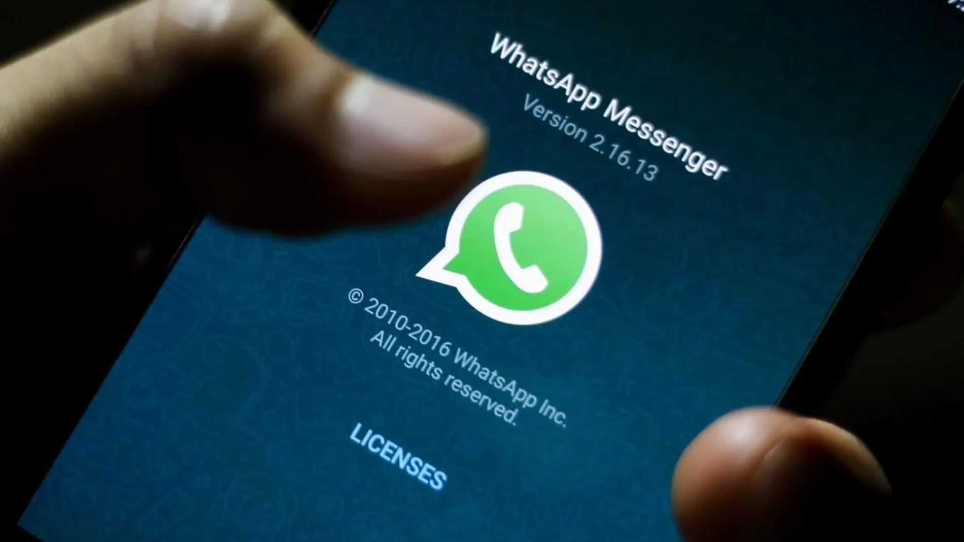 Europa propone proteger más la privacidad en aplicaciones como WhatsApp