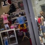 El sector servicios eleva sus ventas un 4,7% en 2015, su mayor alza desde 2007
