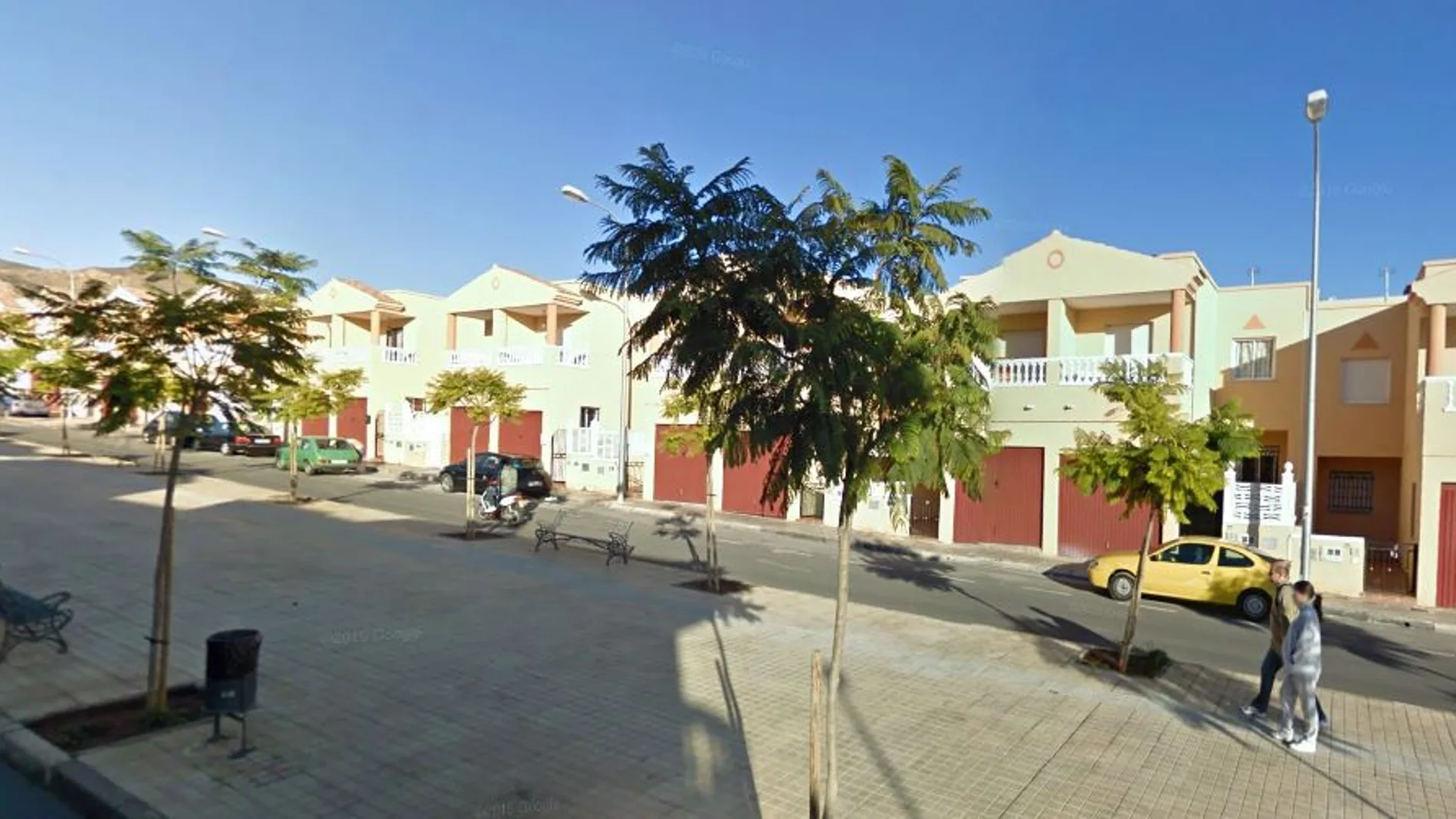 El cuerpo de la mujer fue localizado en un dúplex de la calle Paseo del Generalife de Huércal de Almería