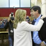 Susana Díaz y Juan Marín, en el Parlamento autonómico