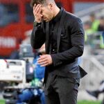 Simeone lamenta una de las muchas ocasiones desperdiciadas por el Atlético