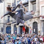 Espectáculo de calle de grupo «Monocromo»