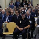 Imagen del juicio contra los contra los expresidentes de Caja Madrid Miguel Blesa (d) y Rodrigo Rato (2-d) y otros 63 usuarios de las polémicas tarjetas "opacas"de Caja Madrid.