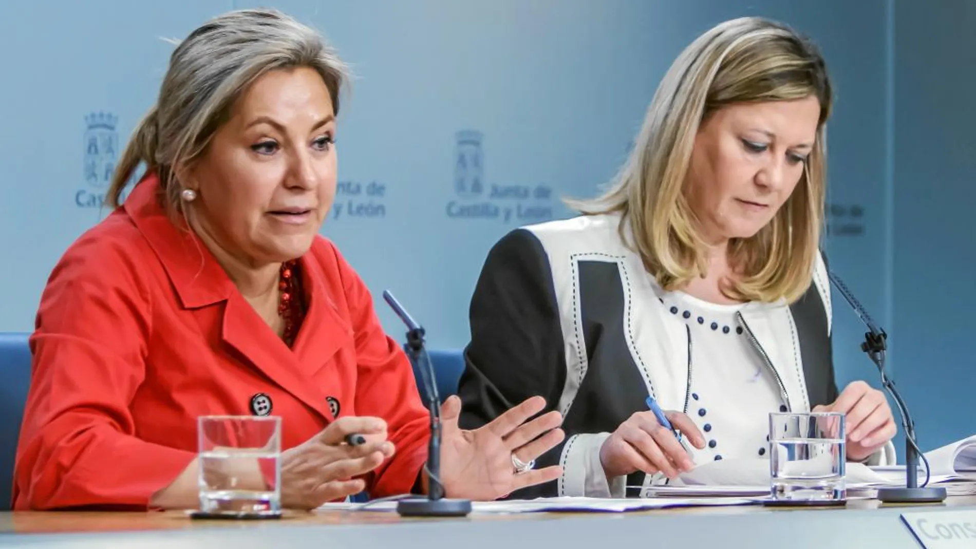 La vicepresidenta Rosa Valdeón y la consejera Pilar del Olmo explican los acuerdos aprobados en el Consejo de Gobierno