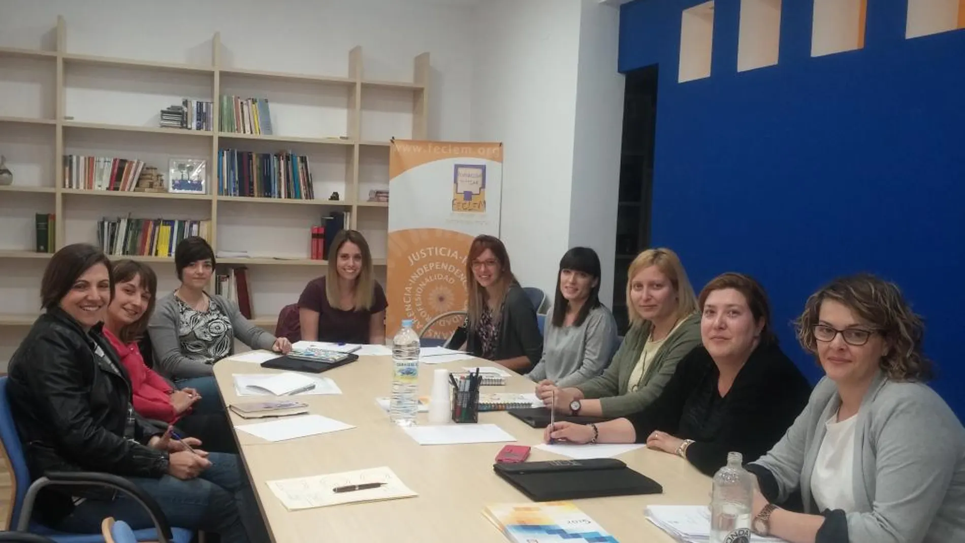 Reunión de las Auxiliares de Tutela y la Coordinadora del programa de la Fundación Feclem en León
