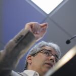 Homs renuncia al escaño para ganar tiempo