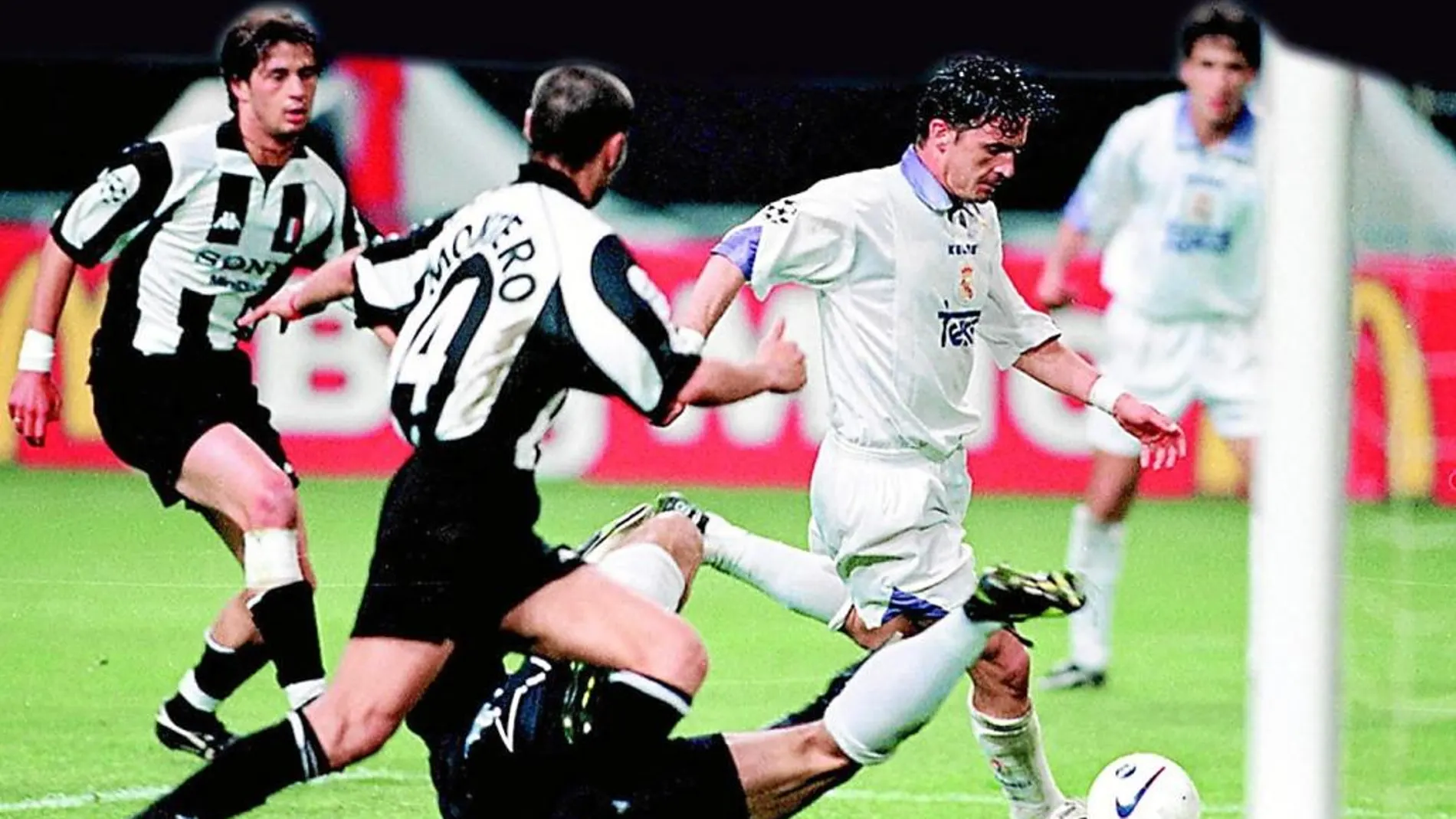 Mijatovic marcó el gol de la victoria en el Amsterdam Arena, contra la Juve