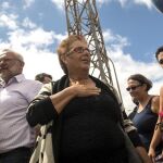 Josefa Hernández (c), de 62 años, a su llegada al centro penitenciario de Tahíche (Lanzarote)