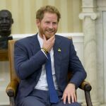 Enrique está soltero desde que concluyó su noviazgo de dos años con Cressida Bonas en 2014.