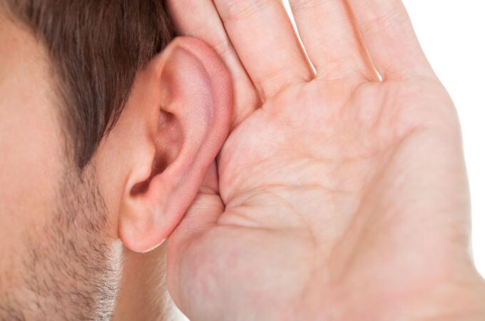Llega la solución sin cirugía que permite recuperar la audición