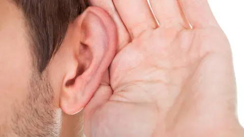 Llega la solución sin cirugía que permite recuperar la audición