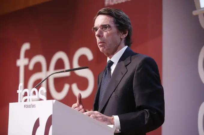 Aznar se reivindica como el faro ideológico de la derecha