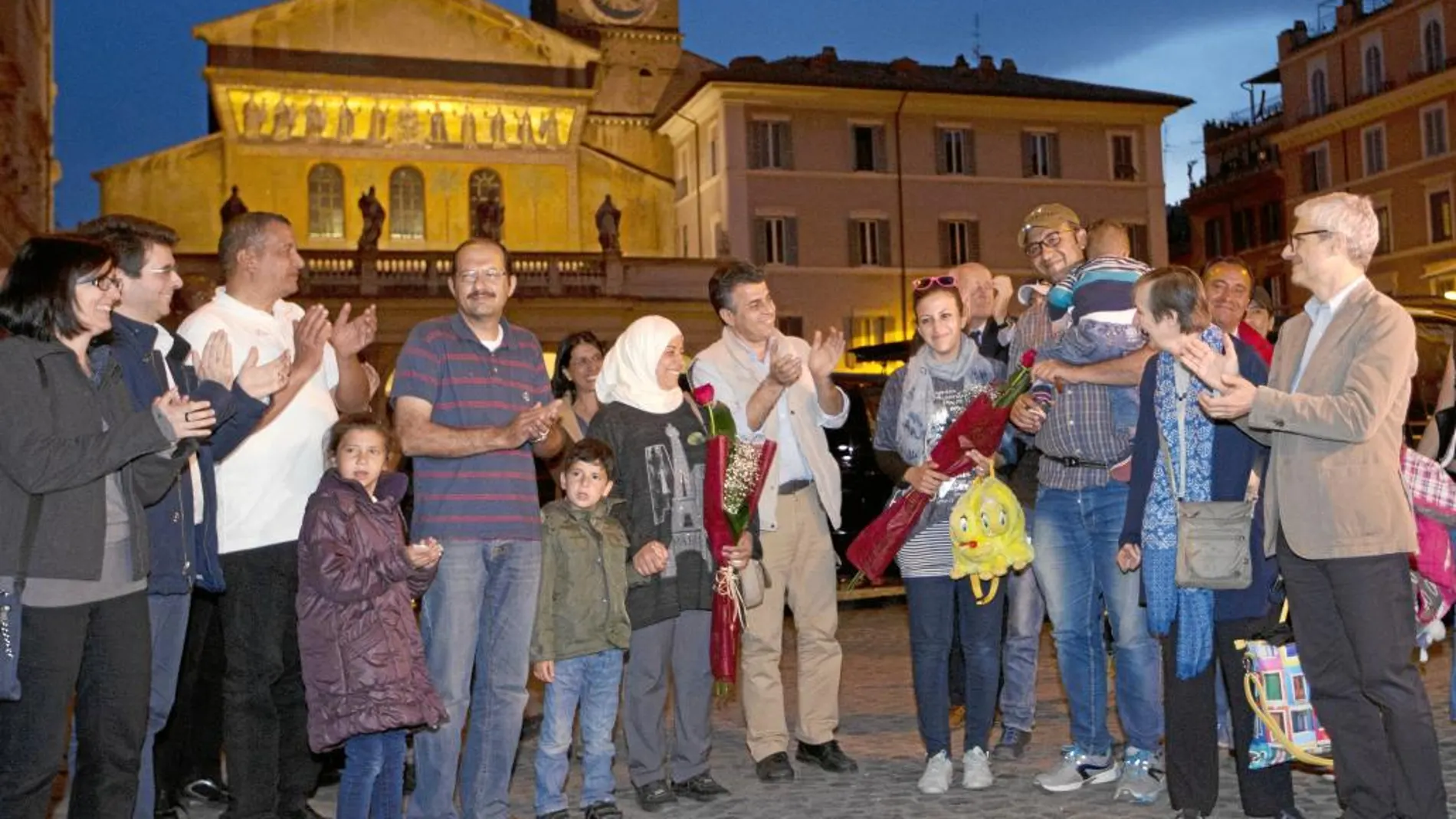 Los refugiados que viajaron con el Papa fueron recibidos ayer por la Comunidad de San Egidio, encargada de darles la primera acogida