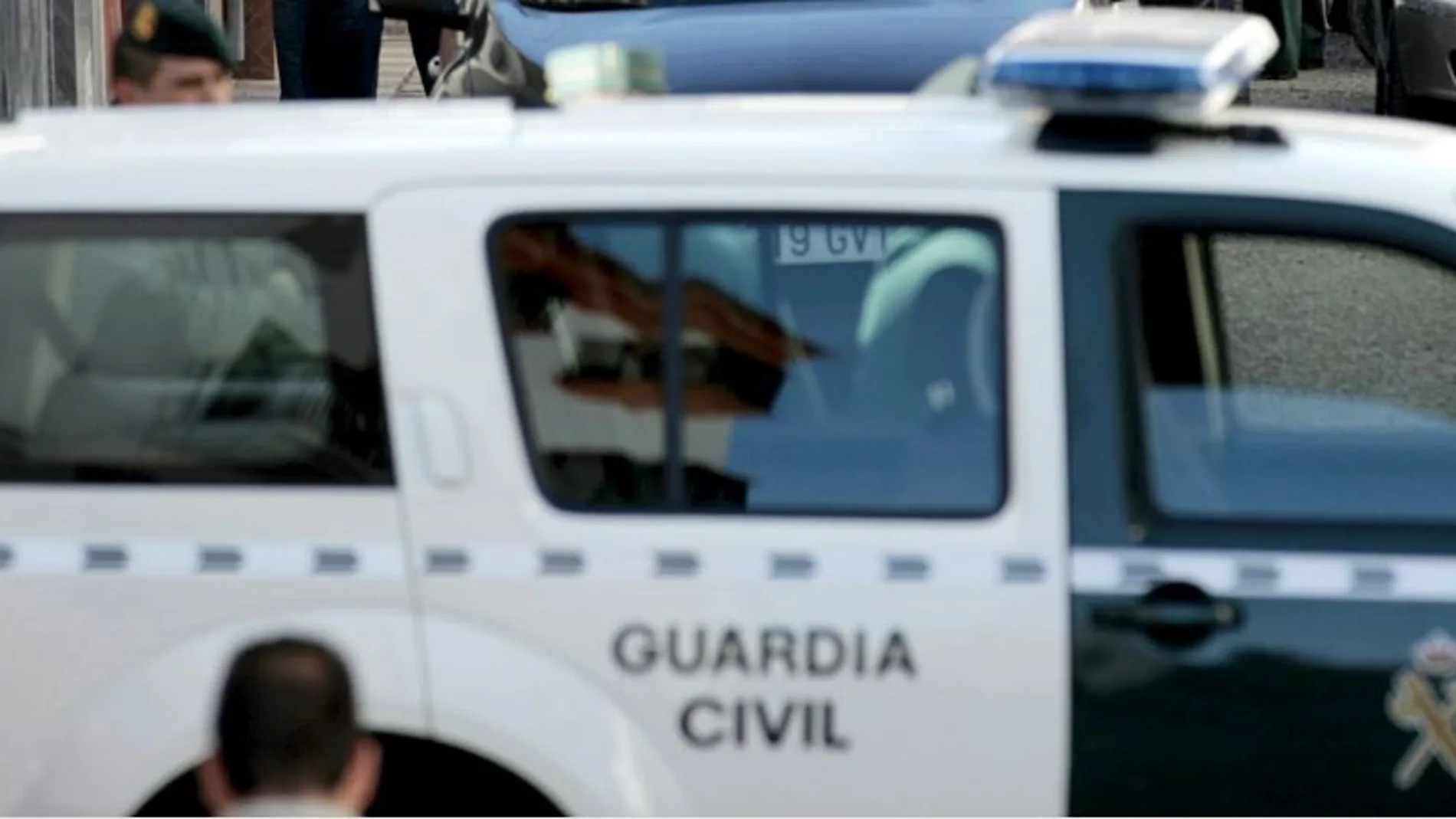La Guardia Civil entra en la central de los Mossos y sus principales comisarías