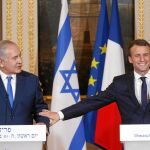 El presidente francés, Emmanuel Macron, ayer, junto al primer ministro israelí, Benjamin Netanyahu
