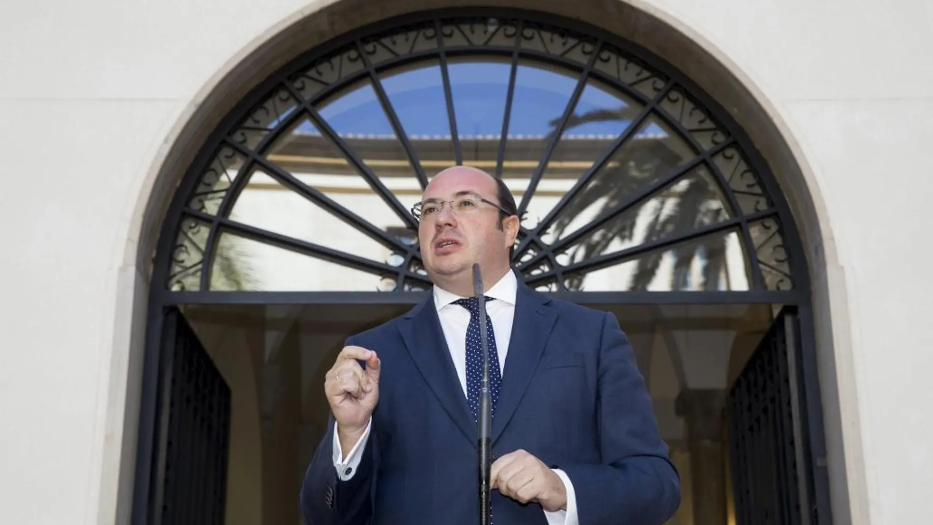 El PP acusa al PSOE de estar detrás de la «felonías» contra el ex presidente Pedro Antonio Sánchez