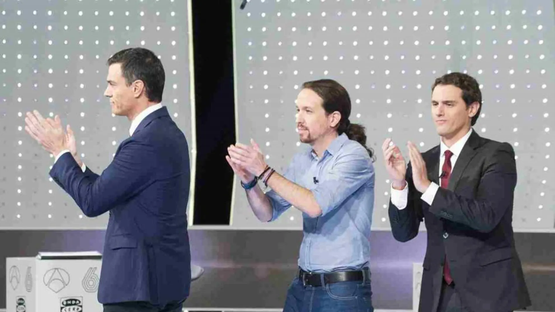 Sánchez, Iglesias y Rivera «debaten» sobre el resultado del Leganés-Alavés