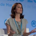 La vicesecretaria de Estudios y Programas del PP, Andrea Levy, durante su participación hoy, en Lloret de Mar (Girona).