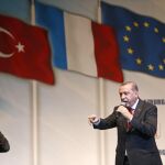 El presidente turco, Recep Tayyip Erdogan, durante un discurso contra el terrorismo en Estrasburgo ayer