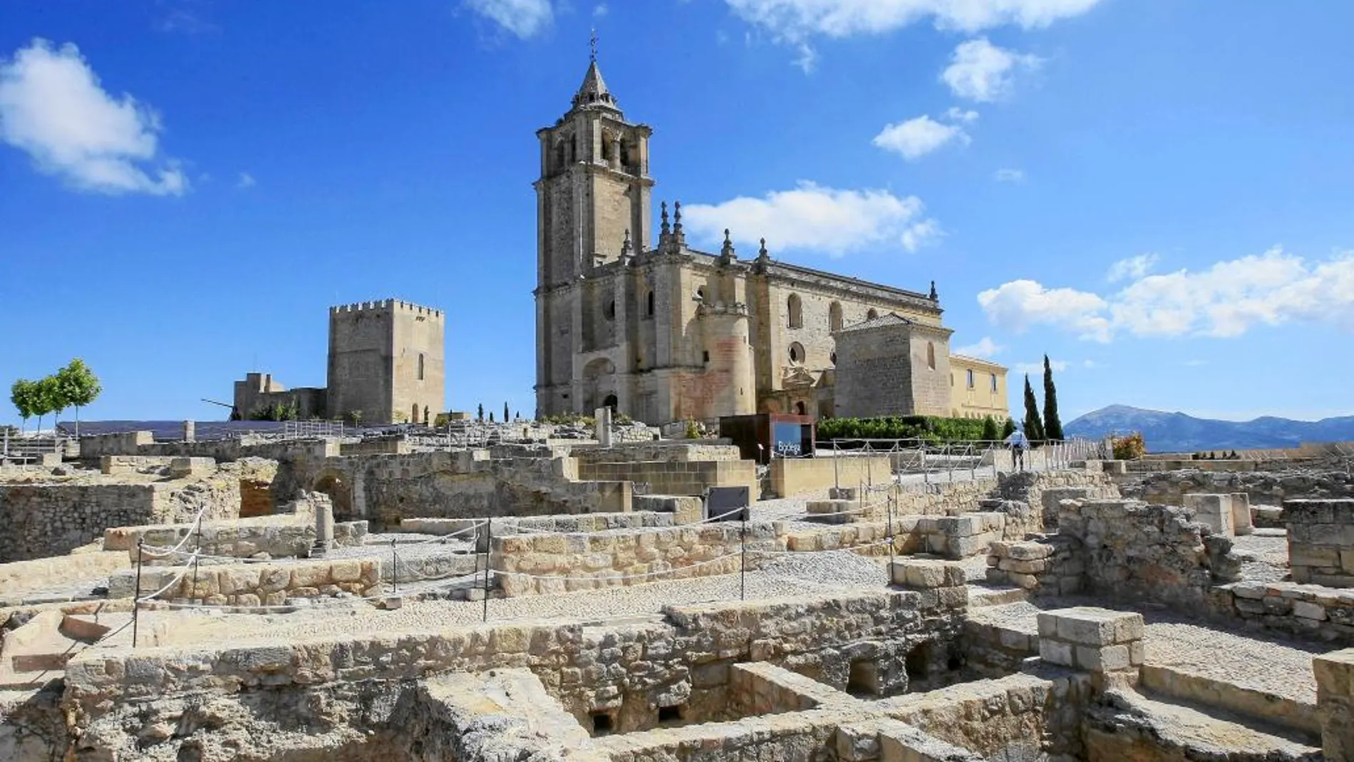La fortaleza de la Mota: el valor de la frontera