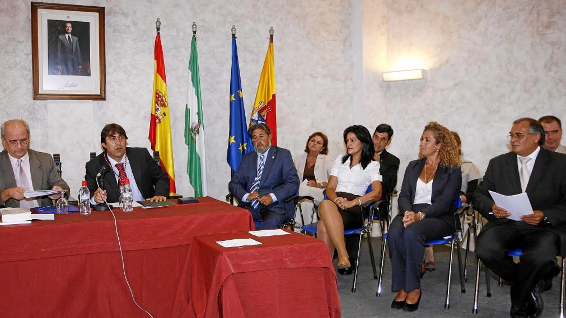 Un momento del pleno en el que Manuel Benítez fue nombrado alcalde de Castilleja