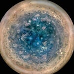 El polo sur de Júpiter, en una imagen enviada por Juno