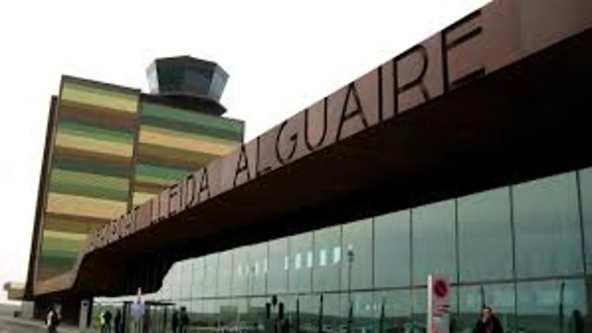 El culebrón del aeropuerto continúa