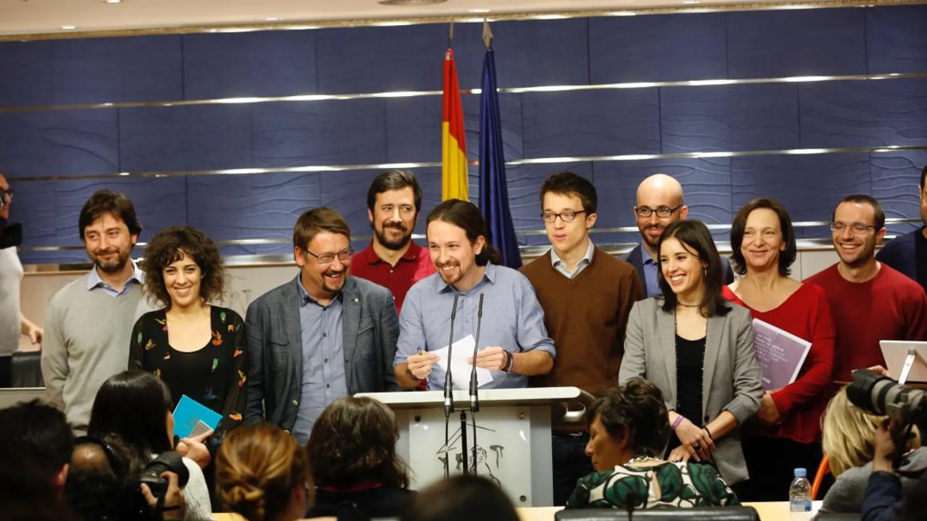 Los líderes de Podemos en la rueda de prensa