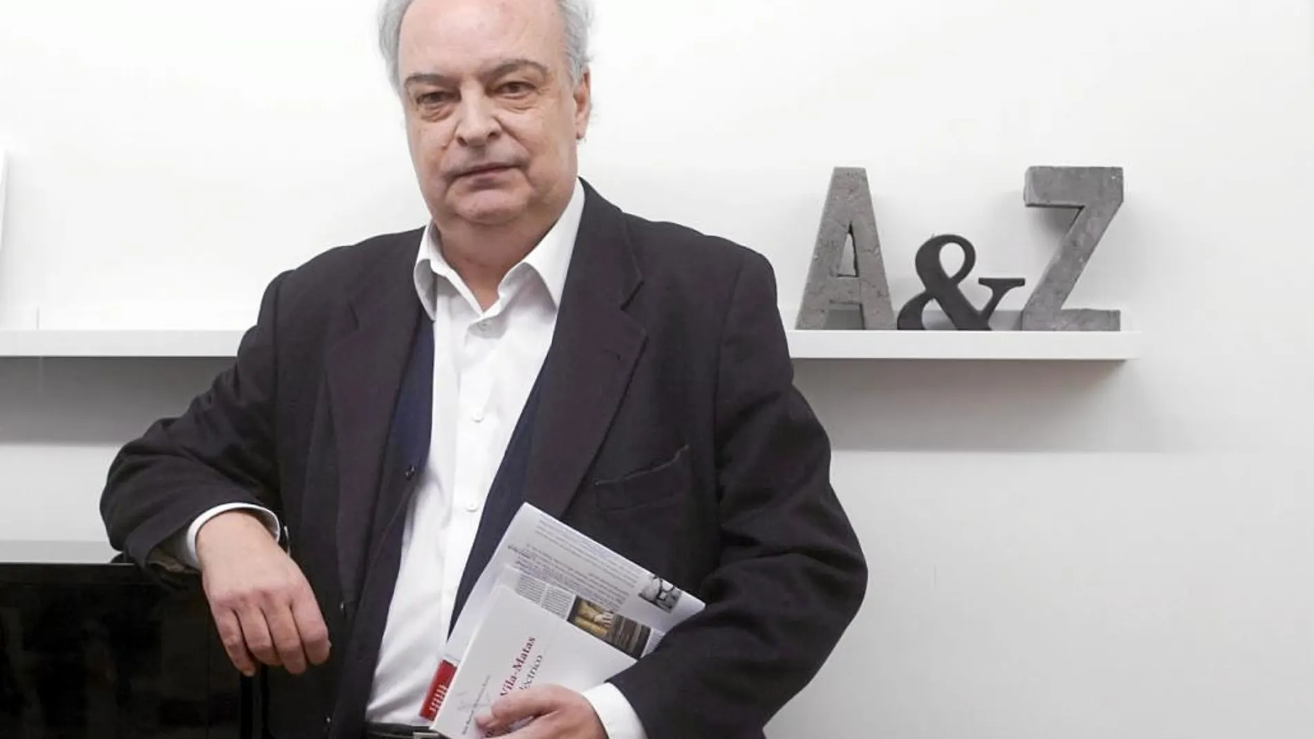 El escritor Enrique Vila-Matas durante la presentación de su último libro "Marienbad eléctrico"