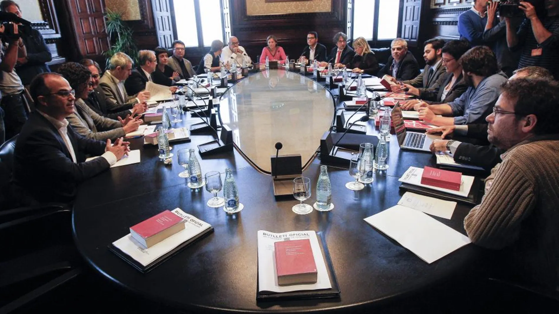 La presidenta del Parlmant, Carme Forcadell, durante la Junta de Portavoces del Parlament, que ha arrancado hoy pasadas las 10.45 horas.