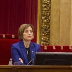 La presidenta del Parlament, Carme Forcadell, el psado 23 de febrero durante la sesión plenaria del Parlamento catalán.