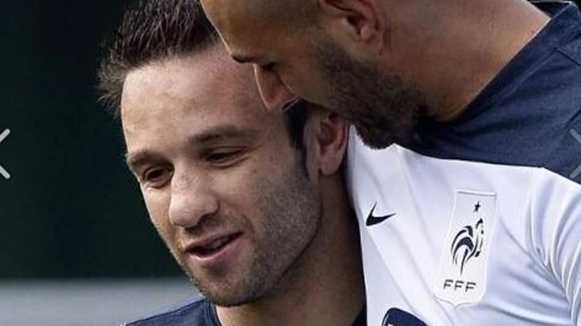 Valbuena cuelga en Facebook una foto junto a Benzema