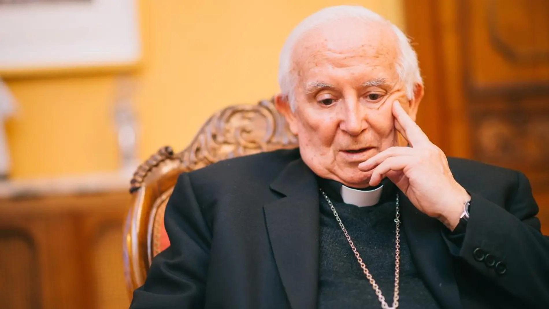 Antonio Cañizares: «Los obispos debimos ser más claros ante el soberanismo»
