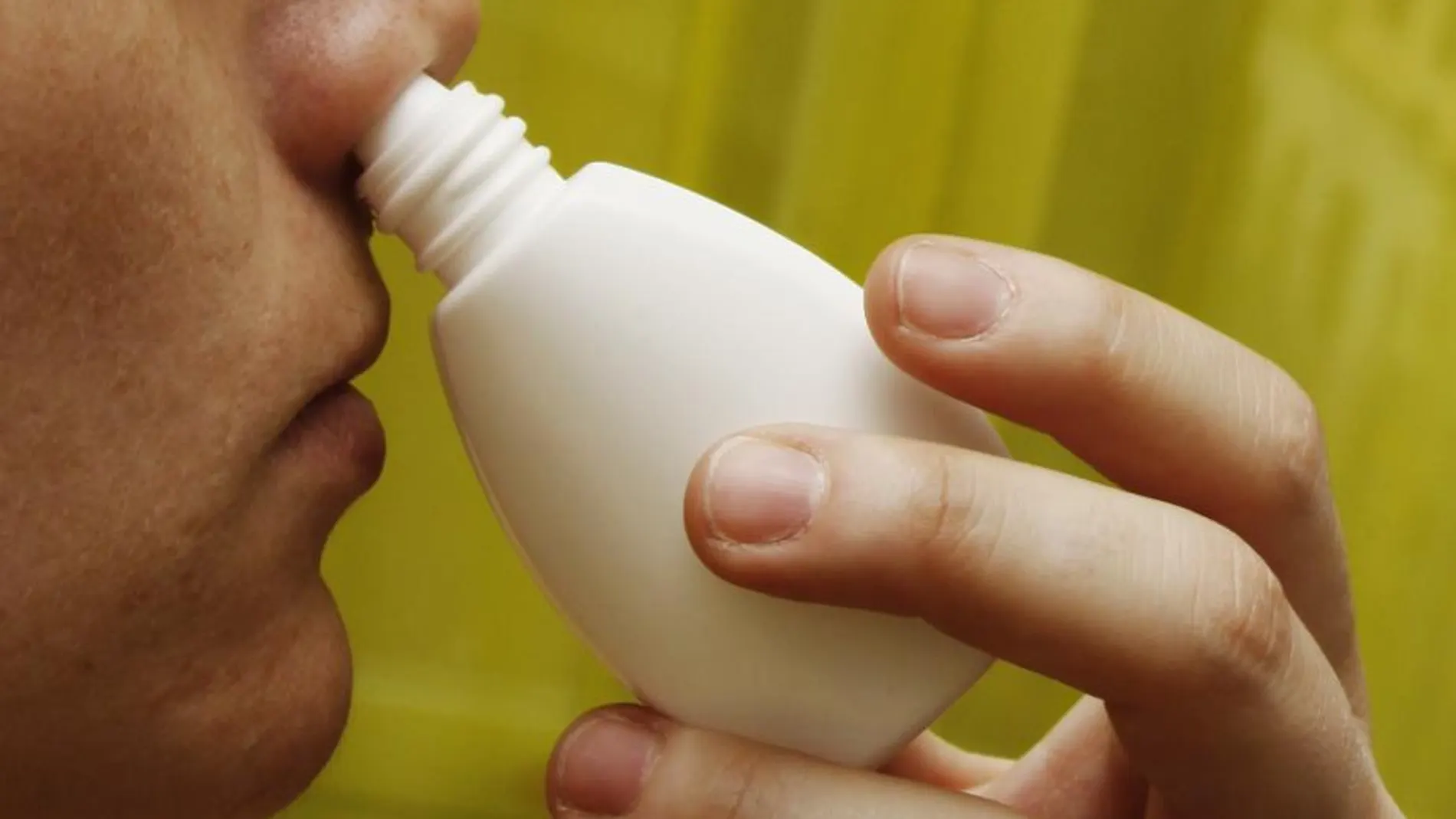 Un spray nasal para administrar vacunas genéticas contra la hepatitis B
