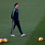 Solari se hace sitio