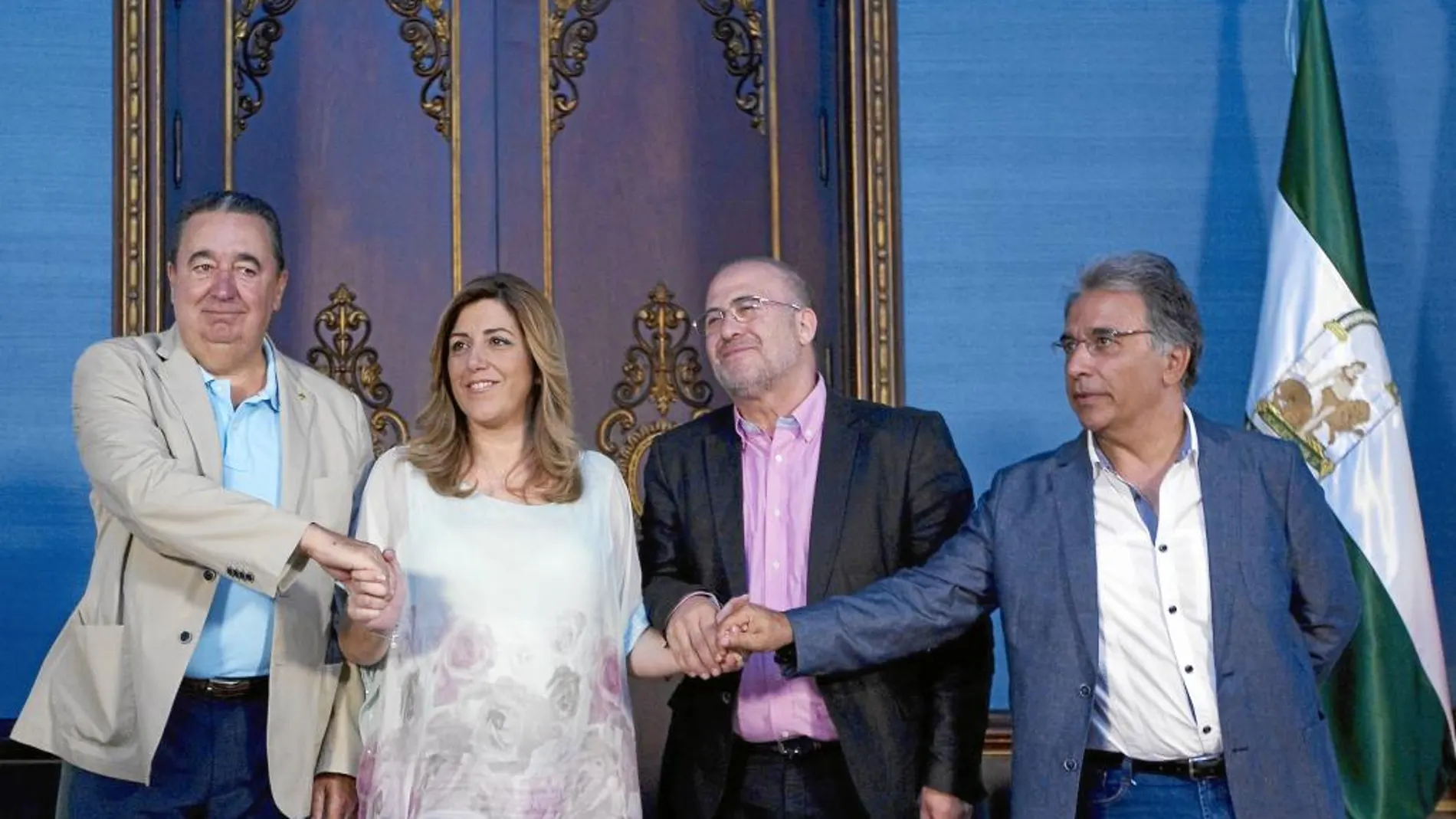 Susana Díaz prometió en julio la devolución del 25% de la extra de 2012