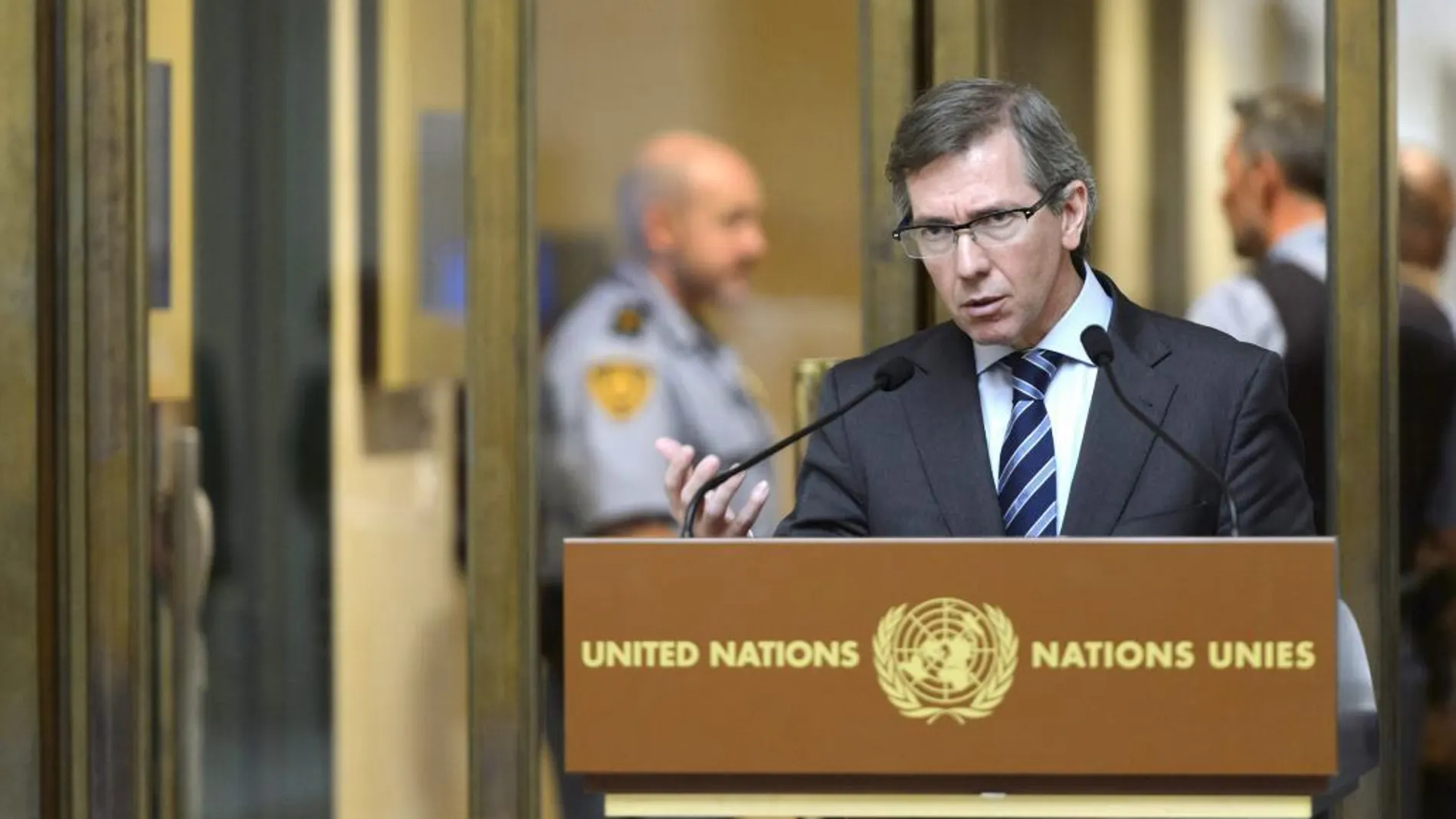 El representante especial de la ONU para Libia, el español Bernardino León
