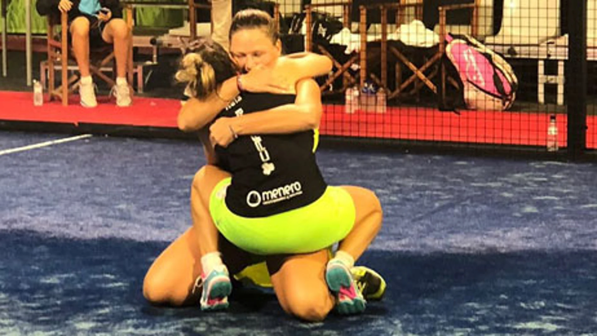 Nela Brito y Aránzazu Osoro