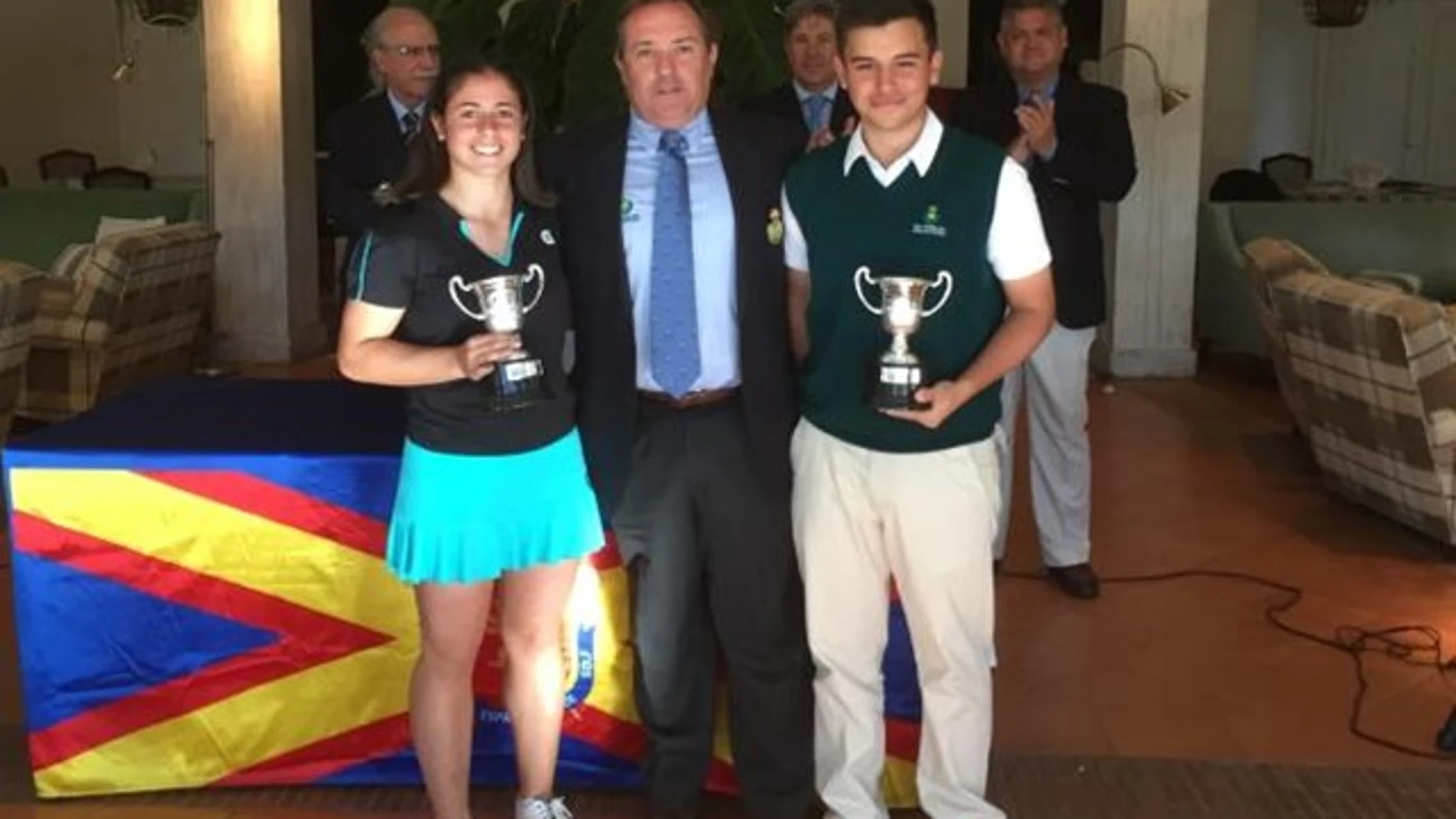 Los dos ganadores en Río Real