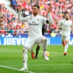 El defensa del Real Madrid Sergio Ramos celebra su gol ante el Atlético de Madrid
