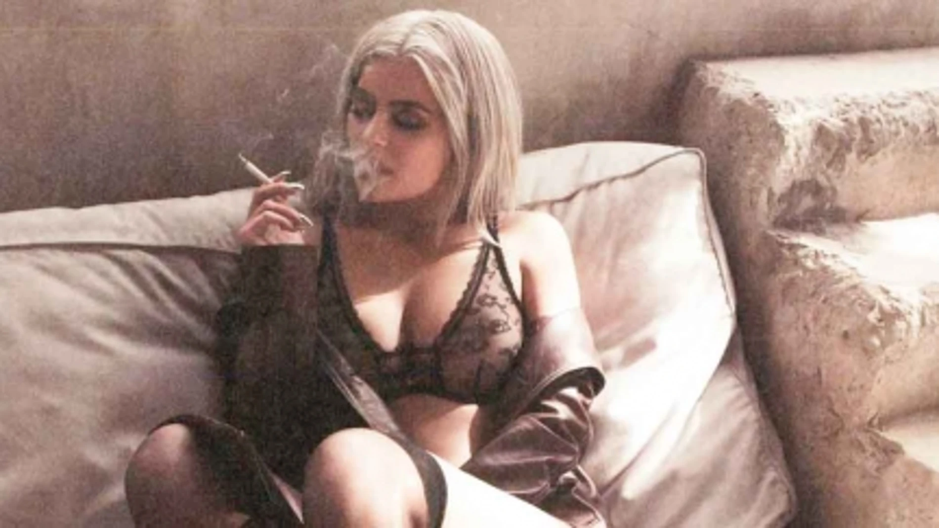 Kylie Jenner alborota Instagram con sus fotos en lencería transparente