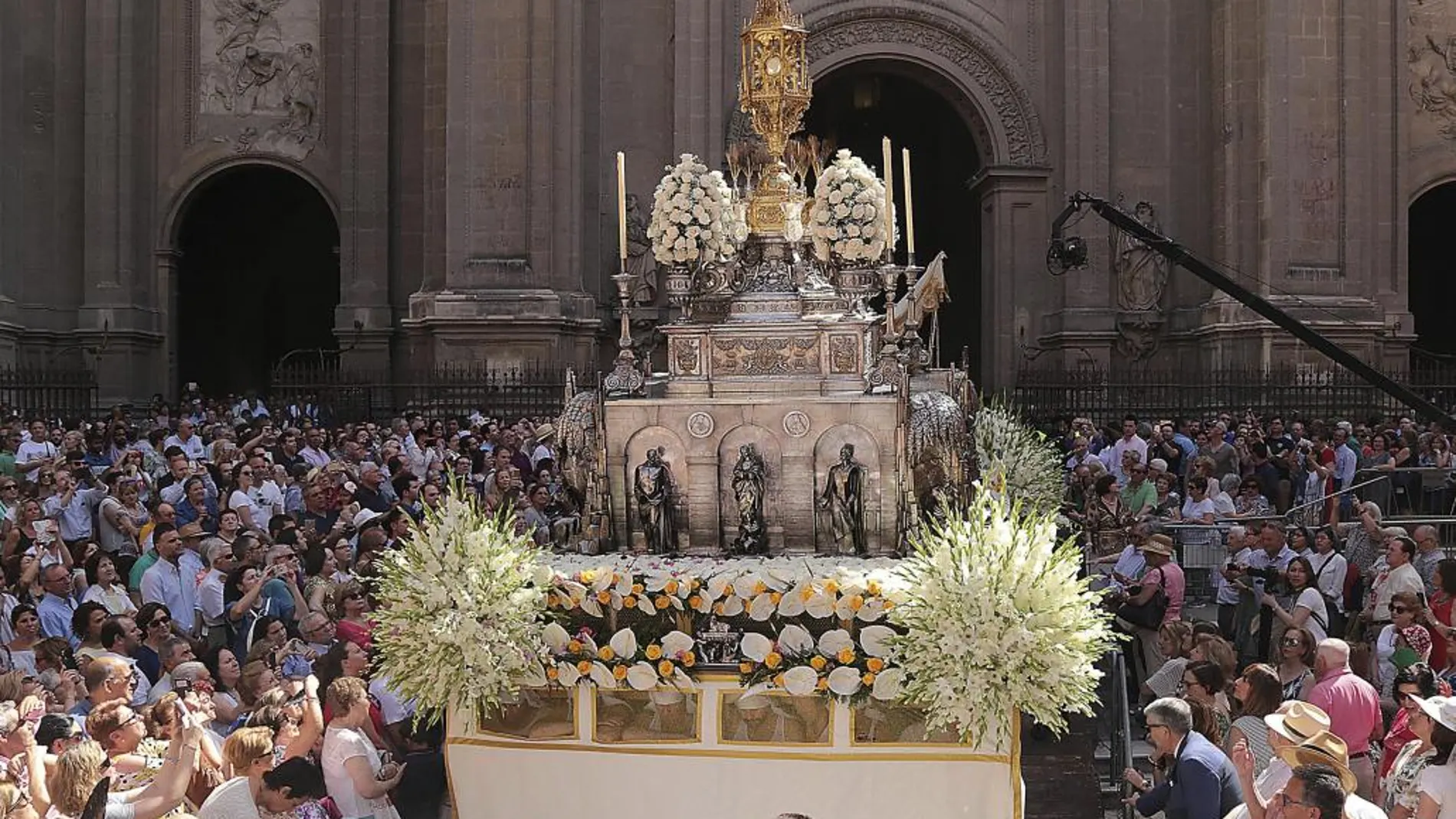 La custodia de Granada durante la procesión del Corpus Christi de ayer