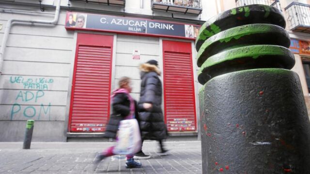 La calle Topete de Tetuán se ha teñido de verde, el color de los Trinitarios